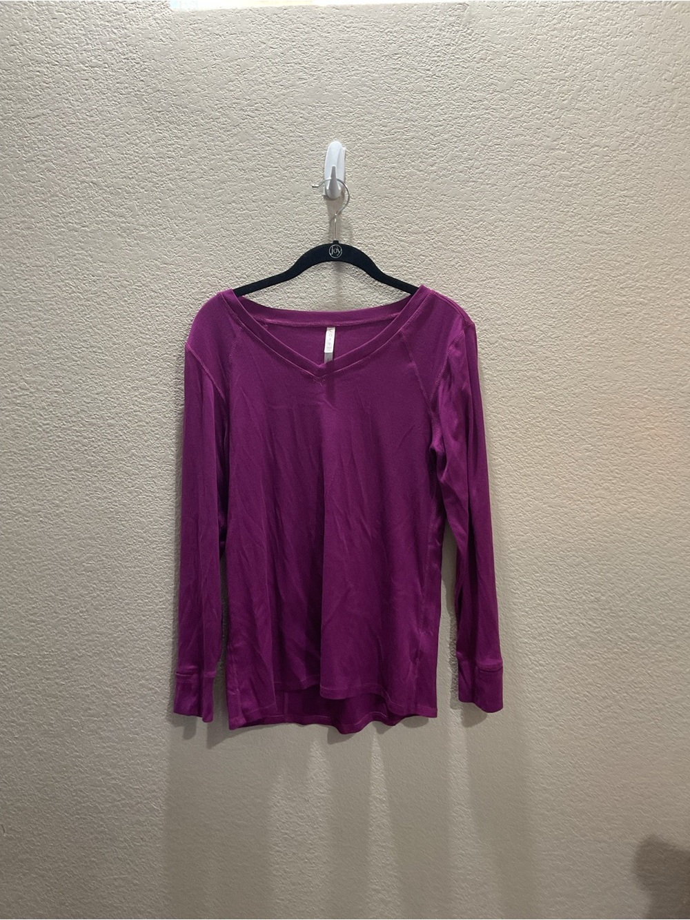 LuLaRoe Long Sleeve V-Neck Top in Magenta